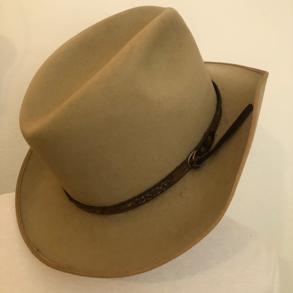 Nice Mens’ Hat